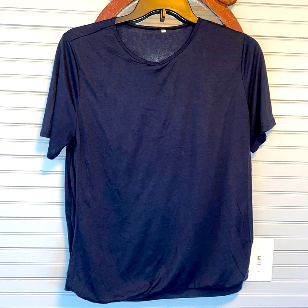 Women’s short sleeved top